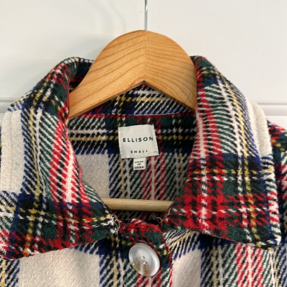 Women’s Plaid Jacket Shacket - image 4